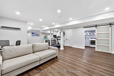 Photo 41 at 43 Novan Crescent, Rural Aurora, Aurora