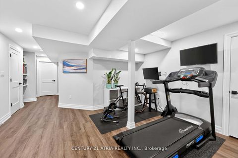 Photo 42 at 43 Novan Crescent, Rural Aurora, Aurora