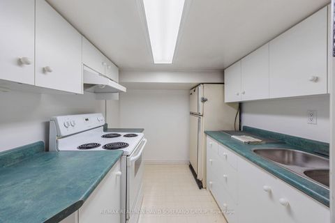 Photo 42 at 10 Tillingham Keep, Clanton Park, Toronto