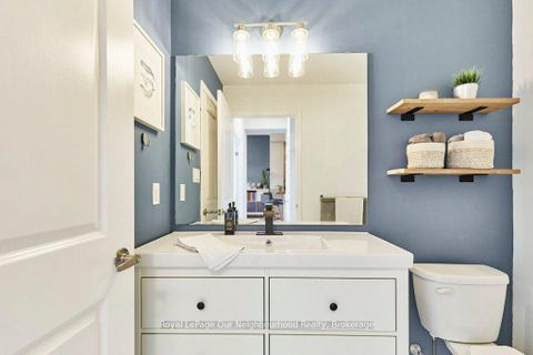 Photo 11 at 422 - 80 Aspen Springs Drive, Bowmanville, Clarington