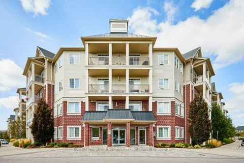 Photo 26 at 422 - 80 Aspen Springs Drive, Bowmanville, Clarington