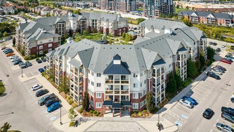 Photo 32 at 422 - 80 Aspen Springs Drive, Bowmanville, Clarington