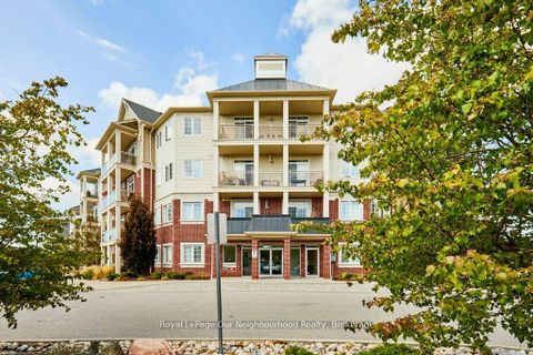 Photo 41 at 422 - 80 Aspen Springs Drive, Bowmanville, Clarington