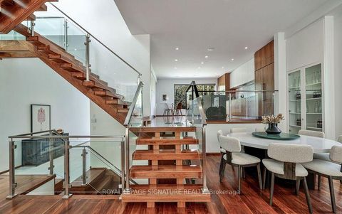 Photo 10 at 63 Douglas Crescent, Leaside, Toronto