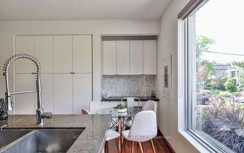 Photo 15 at 63 Douglas Crescent, Leaside, Toronto