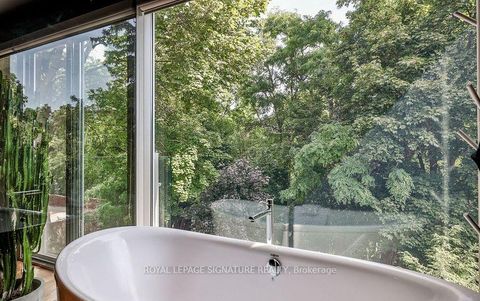 Photo 24 at 63 Douglas Crescent, Leaside, Toronto