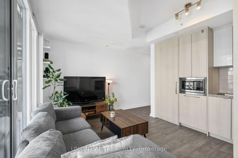 Photo 5 at 4209 - 115 Blue Jays Way, Waterfront Communities C1, Toronto