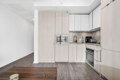 Photo 9 at 4209 - 115 Blue Jays Way, Waterfront Communities C1, Toronto