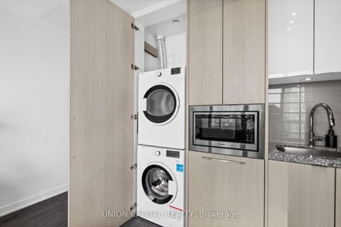 Photo 13 at 4209 - 115 Blue Jays Way, Waterfront Communities C1, Toronto