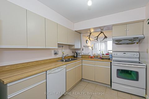 Photo 7 at 802 - 55 Bamburgh Circle, Steeles, Toronto