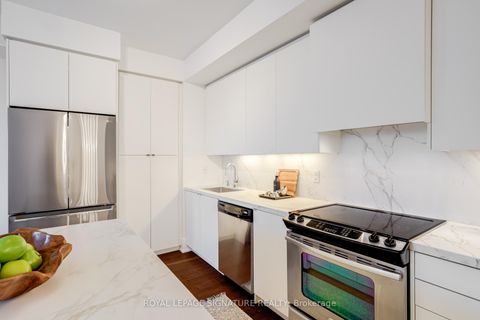 Photo 13 at 1303 - 25 Broadway Avenue, Mount Pleasant West, Toronto