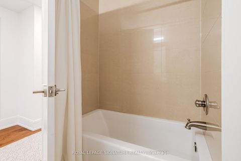 Photo 31 at 1303 - 25 Broadway Avenue, Mount Pleasant West, Toronto