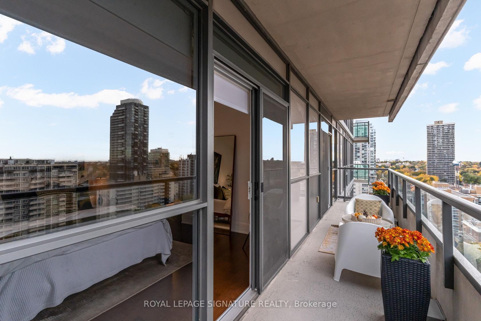 Photo 35 at 1303 - 25 Broadway Avenue, Mount Pleasant West, Toronto Photo 35 at 1303 - 25 Broadway Avenue, Mount Pleasant West, Toronto