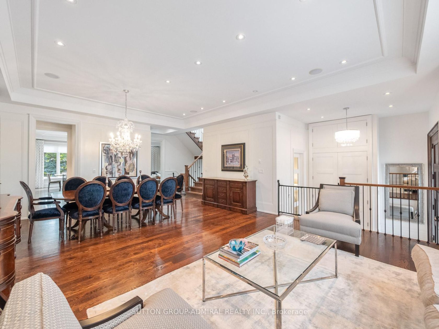 Photo 8 at 237 Joicey Boulevard, Nortown, Toronto Photo 8 at 237 Joicey Boulevard, Nortown, Toronto