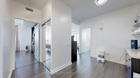 Photo 14 at 3102 - 33 Singer Court, Bayview Village, Toronto