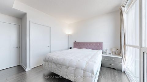 Photo 17 at 3102 - 33 Singer Court, Bayview Village, Toronto