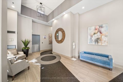 Photo 3 at 302 - 18 Merton Street, Mount Pleasant West, Toronto