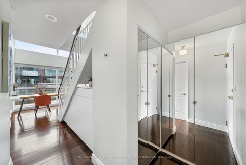 Photo 5 at 302 - 18 Merton Street, Mount Pleasant West, Toronto