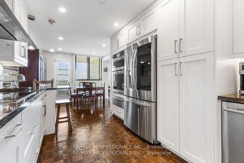 Photo 10 at E5 - 296 Mill Road, Markland Wood, Toronto