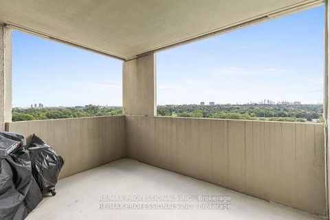 Photo 13 at E5 - 296 Mill Road, Markland Wood, Toronto