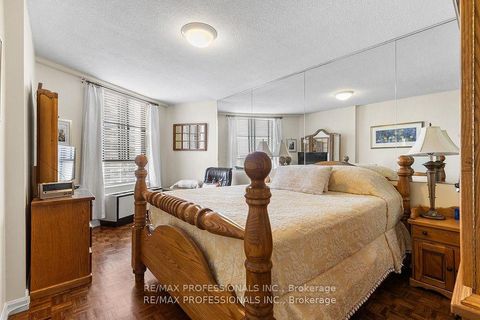 Photo 21 at E5 - 296 Mill Road, Markland Wood, Toronto