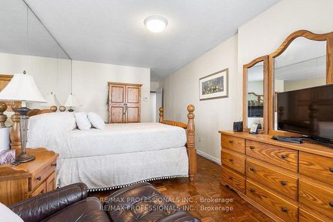 Photo 22 at E5 - 296 Mill Road, Markland Wood, Toronto