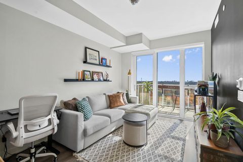 Photo 4 at 1610 - 10 Deerlick Court, Donalda, Toronto