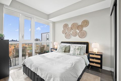 Photo 9 at 1610 - 10 Deerlick Court, Donalda, Toronto