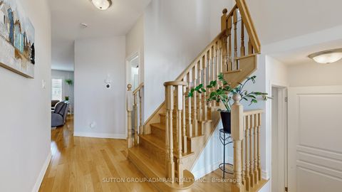 Photo 3 at 6 Andreeta Drive, Kleinburg, Vaughan Photo 3 at 6 Andreeta Drive, Kleinburg, Vaughan