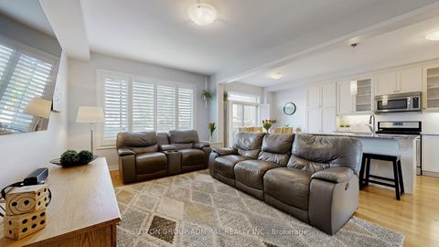 Photo 5 at 6 Andreeta Drive, Kleinburg, Vaughan