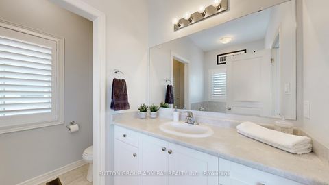 Photo 19 at 6 Andreeta Drive, Kleinburg, Vaughan