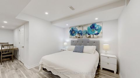 Photo 29 at 6 Andreeta Drive, Kleinburg, Vaughan