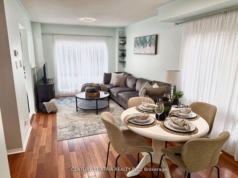 Photo 4 at 12 Lyfytt Crescent, West Bayfield, Barrie