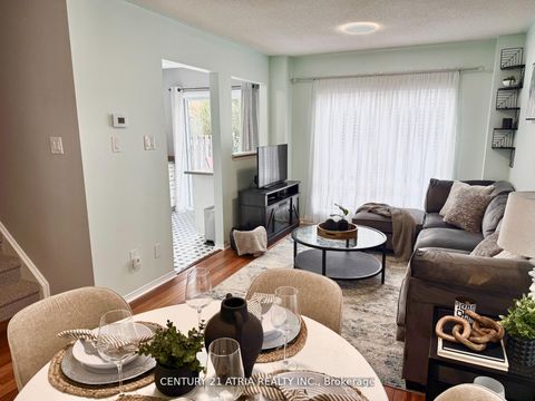 Photo 5 at 12 Lyfytt Crescent, West Bayfield, Barrie