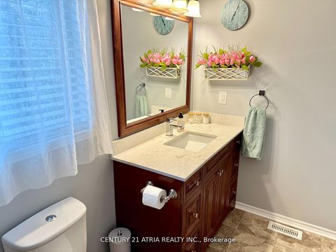 Photo 21 at 12 Lyfytt Crescent, West Bayfield, Barrie