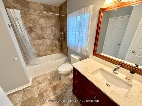 Photo 22 at 12 Lyfytt Crescent, West Bayfield, Barrie