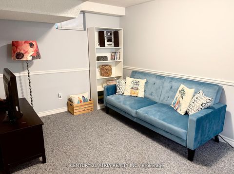 Photo 24 at 12 Lyfytt Crescent, West Bayfield, Barrie