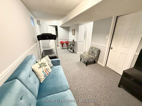 Photo 26 at 12 Lyfytt Crescent, West Bayfield, Barrie