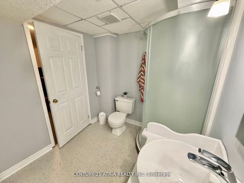 Photo 27 at 12 Lyfytt Crescent, West Bayfield, Barrie