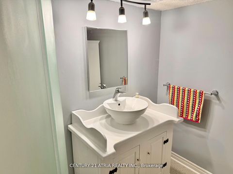 Photo 28 at 12 Lyfytt Crescent, West Bayfield, Barrie