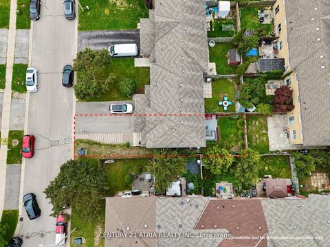 Photo 30 at 12 Lyfytt Crescent, West Bayfield, Barrie