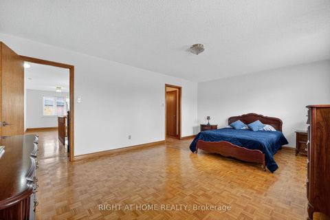 Photo 21 at 291 Andy Crescent, Elder Mills, Vaughan