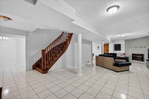 Photo 31 at 291 Andy Crescent, Elder Mills, Vaughan