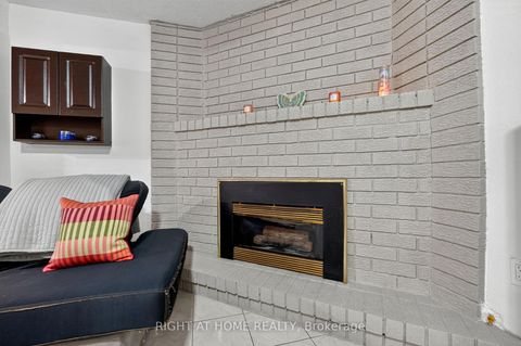 Photo 33 at 291 Andy Crescent, Elder Mills, Vaughan