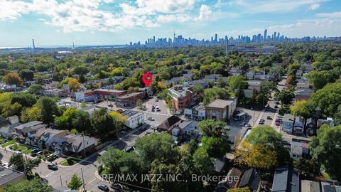 Photo 1 at 705 Mortimer Avenue, East York, Toronto