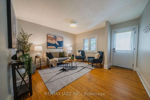 Photo 4 at 705 Mortimer Avenue, East York, Toronto