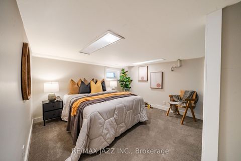 Photo 18 at 705 Mortimer Avenue, East York, Toronto