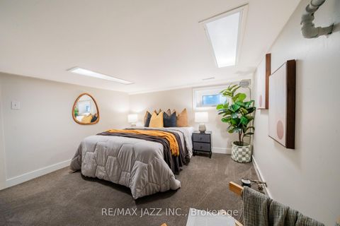 Photo 19 at 705 Mortimer Avenue, East York, Toronto