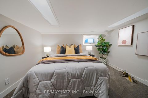 Photo 20 at 705 Mortimer Avenue, East York, Toronto