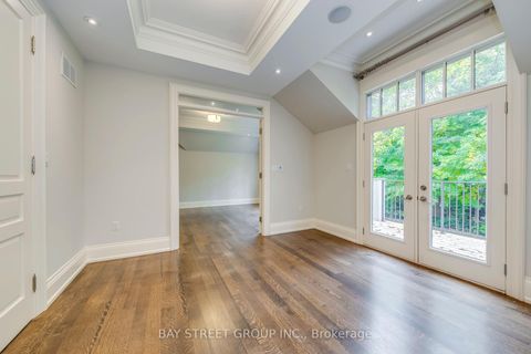 Photo 12 at 1031 Lakeshore Road W, SW Southwest, Oakville